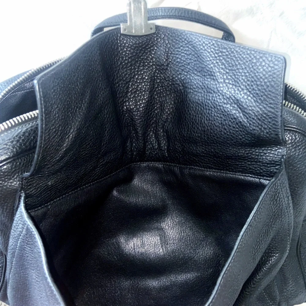 Men's Black Leather Briefcase Bag - Classic Professional Carry